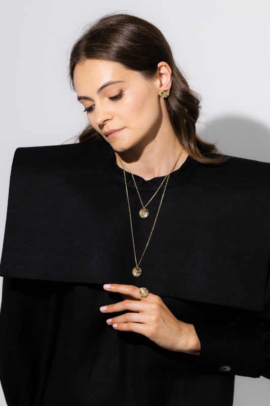 Colier lung din aur cu design de margaretă - 14k aur galben sau alb - Golden Petals